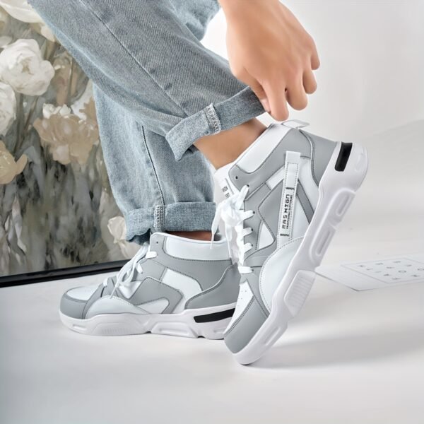 New Men's Letter Pattern Two-color Laces Design Contrast Color Lightweight Casual High-top Ice Skating Shoes - Image 6