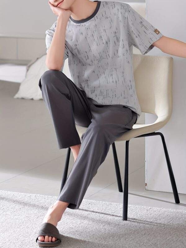 Men'S Casual Summer Cotton Pajama Set - Short Sleeve, Long Pants, Crew Neck, Loose Fit, Geometric Pattern, Breathable Fabric, Ideal for Home Wear, Casual Summer Wear|Geometric Pattern Pajama|Breathable Fabric - Image 2