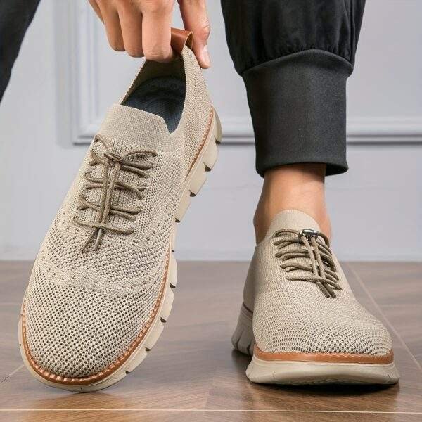 New Men's Fashion Casual Shoes Anti-Slip Outdoor Comfortable Low-Top Walking Shoes Mesh Breathable Knit Lightweight Classic Business Shoes Large Size