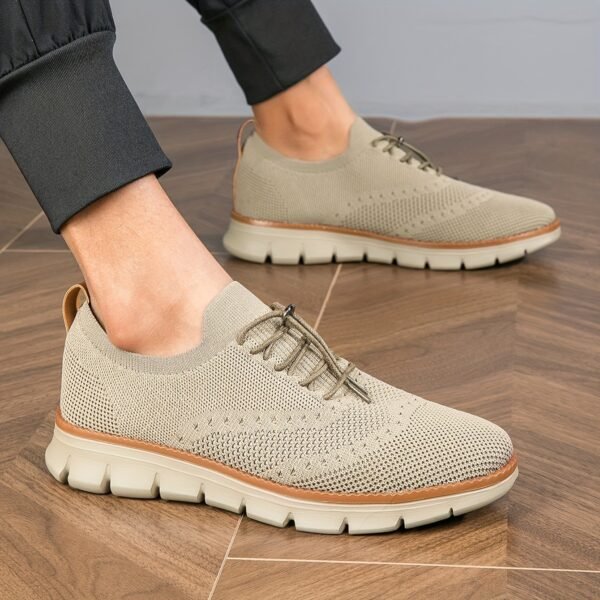 New Men's Fashion Casual Shoes Anti-Slip Outdoor Comfortable Low-Top Walking Shoes Mesh Breathable Knit Lightweight Classic Business Shoes Large Size - Image 2
