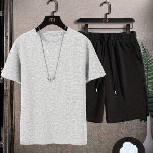 Men’s Casual Summer Cotton Tee & Shorts Set – Light Gray “MI” Logo Tee with Black Shorts, Comfortable & Perfect for Weekend Wear.